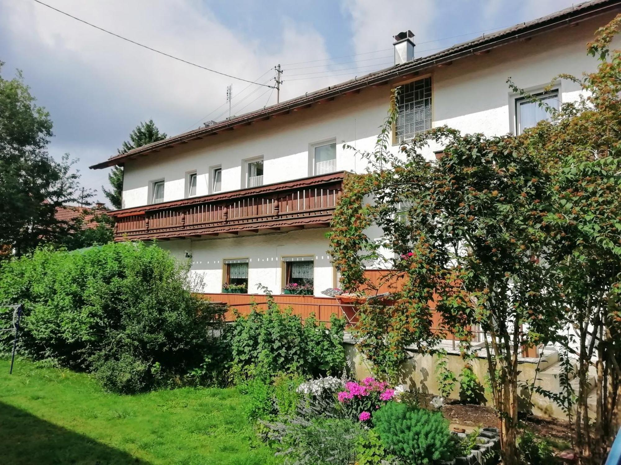 Ferienhaus Bergesblick แลม ภายนอก รูปภาพ